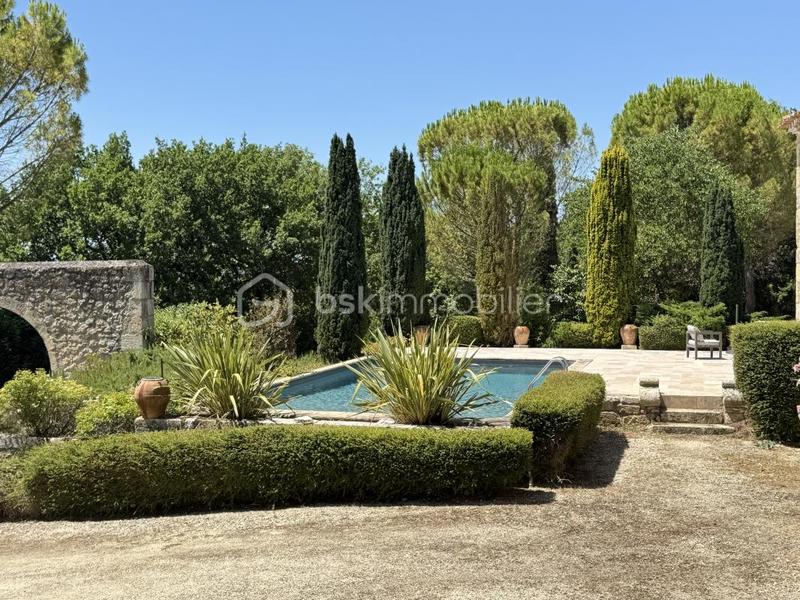 Château - 575 m² - 13 pièces