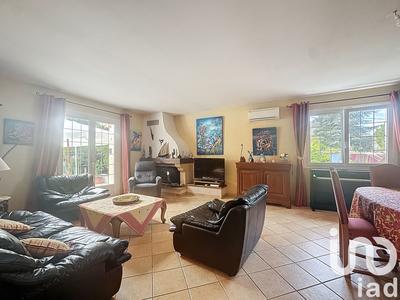 Maison - 180 m² - 6 pièces