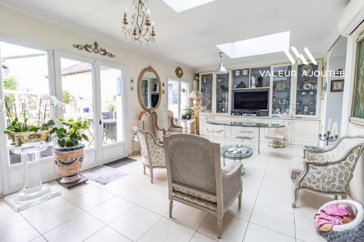 Maison ancienne - 170 m² - 7 pièces