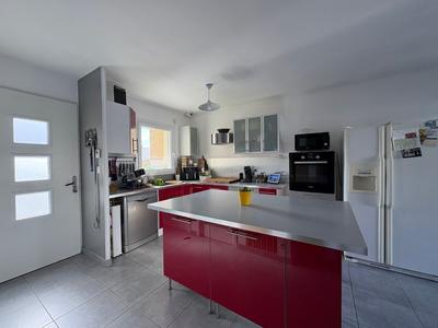 Maison - 82 m² - 4 pièces