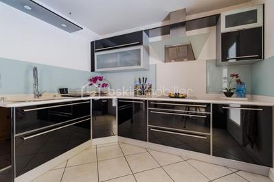 Maison - 110 m² - 4 pièces