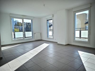 Appartement - 107 m² - 5 pièces