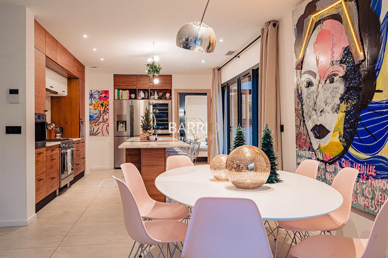 Villa - 145 m² - 5 pièces