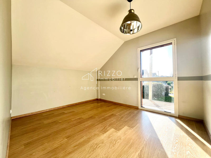 Maison - 144 m² - 5 pièces