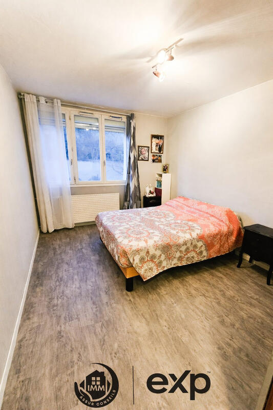 Appartement - 83 m² - 3 pièces