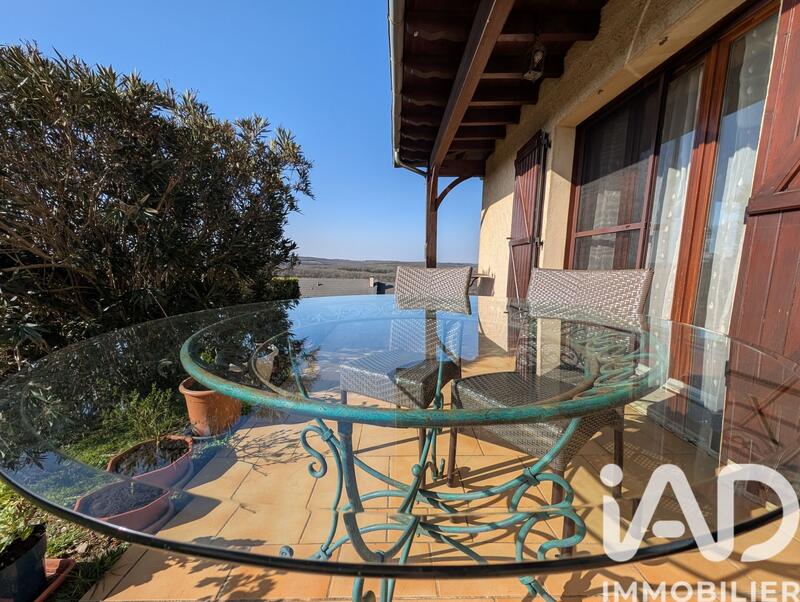 Maison - 150 m² - 7 pièces