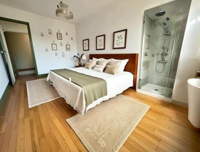 Appartement - 106 m² - 6 pièces