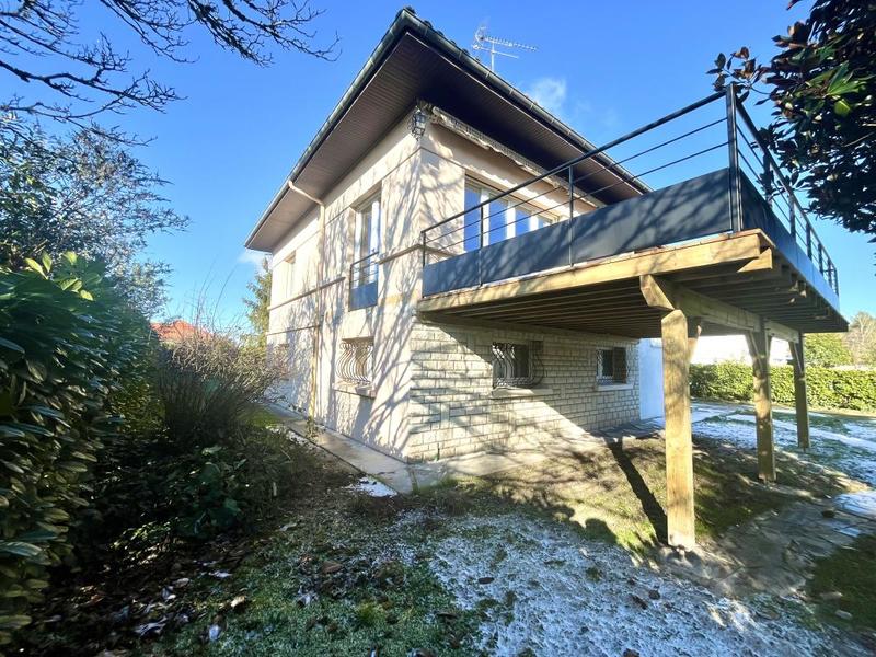 Maison - 158 m² - 5 pièces