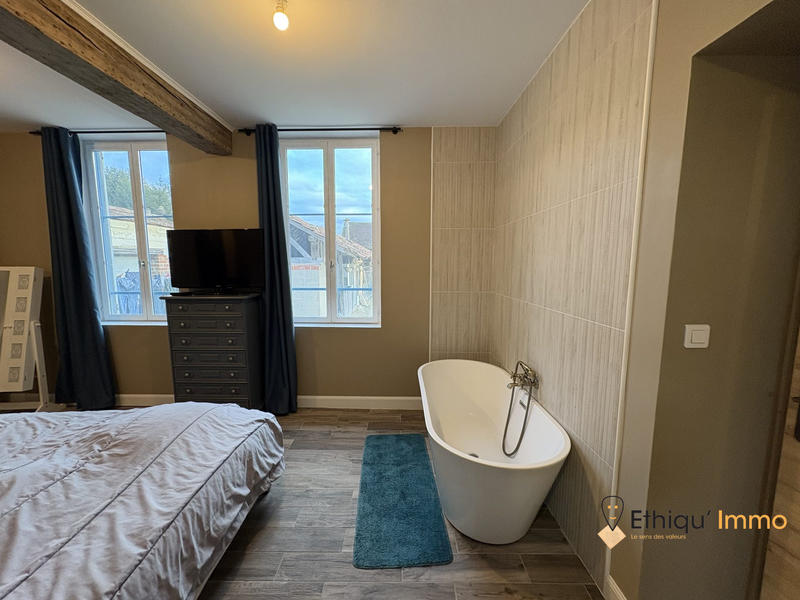 Maison - 143 m² - 5 pièces