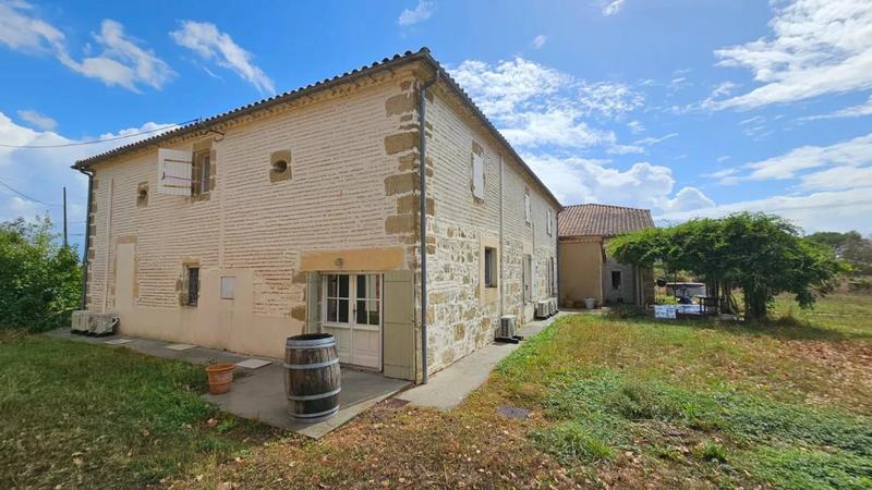 Demeure - 285 m² - 11 pièces