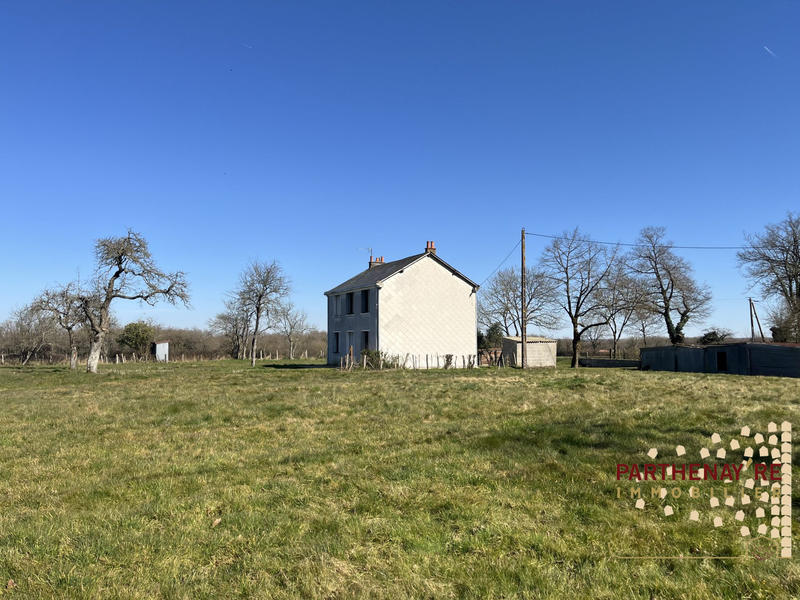 Maison - 99 m² - 6 pièces