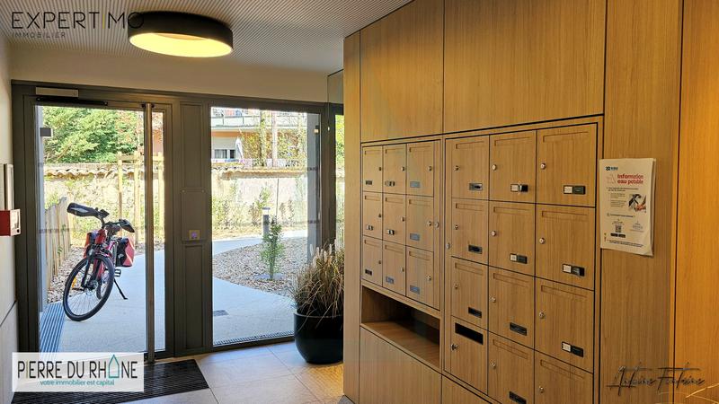 Appartement - 96 m² - 4 pièces