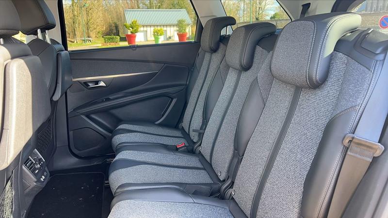 Peugeot 5008 II 1.2 Puretech 130 Eat8 Allure Business - Première main Automatique