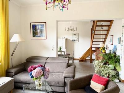 Maison - 85 m² - 5 pièces