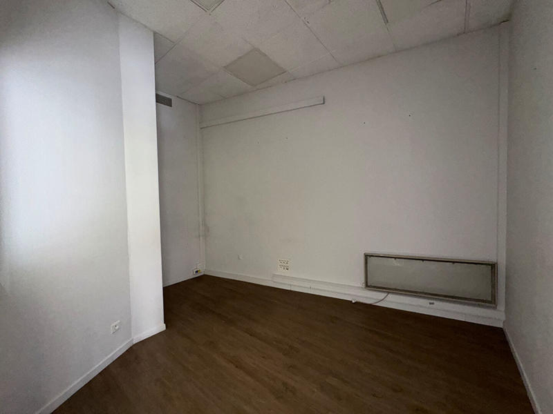 Local commercial - 159 m² - 5 pièces