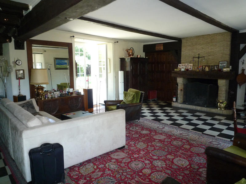 Propriété - 380 m² - 13 pièces