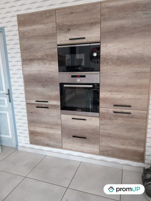 Maison - 276 m² - 8 pièces