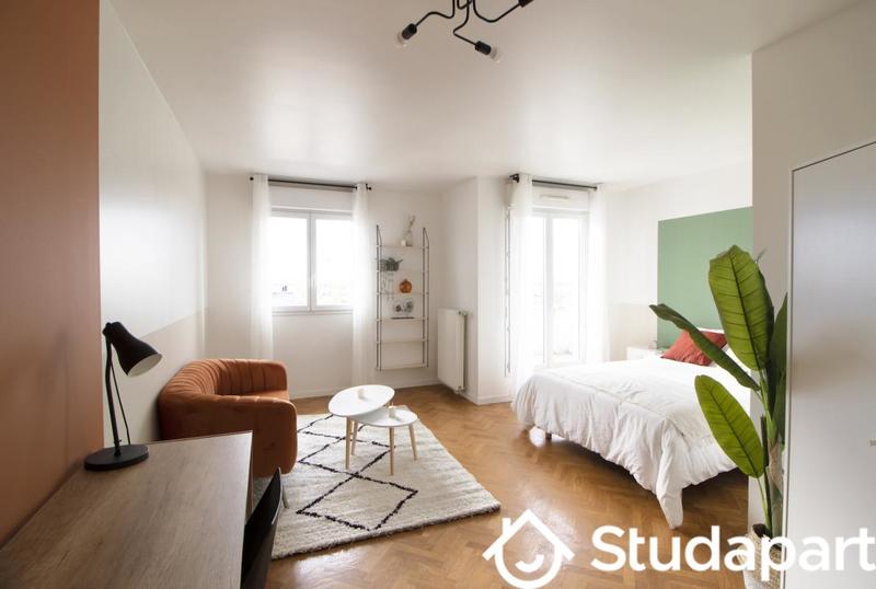 Chambre - 10 m² - 1 pièce