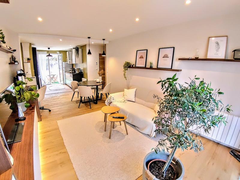 Appartement ancien - 66 m² - 3 pièces