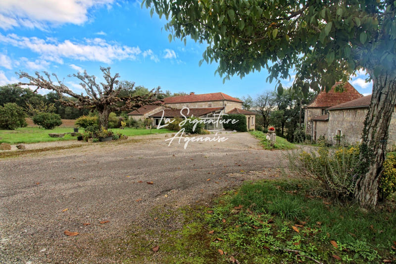 Maison - 207 m² - 6 pièces