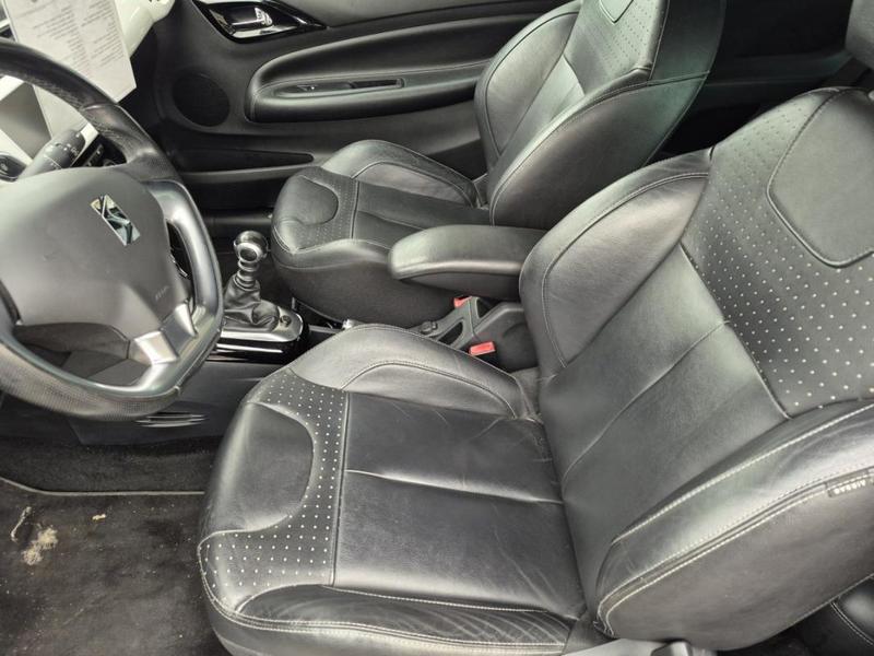 Citroën Ds3 Thp 150 Matière Grise (1cya) 3 portes (nov. 2011) (co2 155)