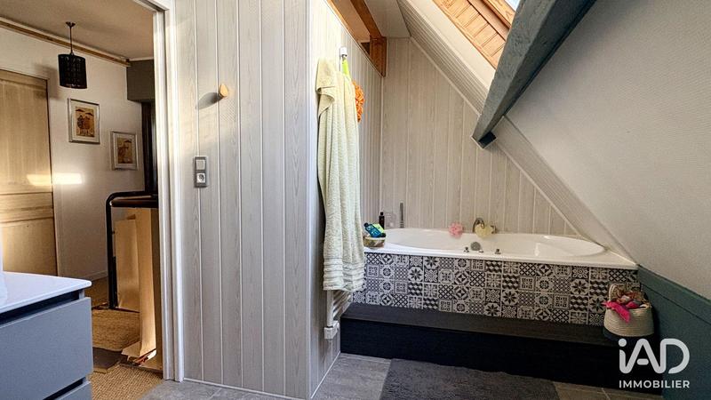 Maison - 153 m² - 7 pièces