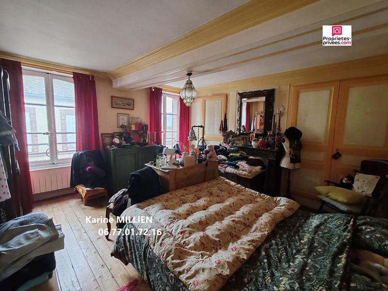 Maison - 152 m² - 8 pièces