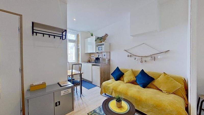 Studio - 24 m² - 2 pièces