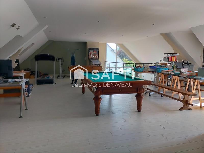 Maison - 448 m² - 9 pièces
