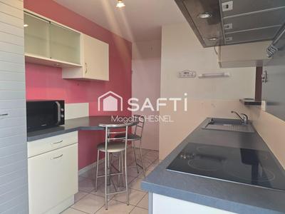 Appartement - 99 m² - 5 pièces