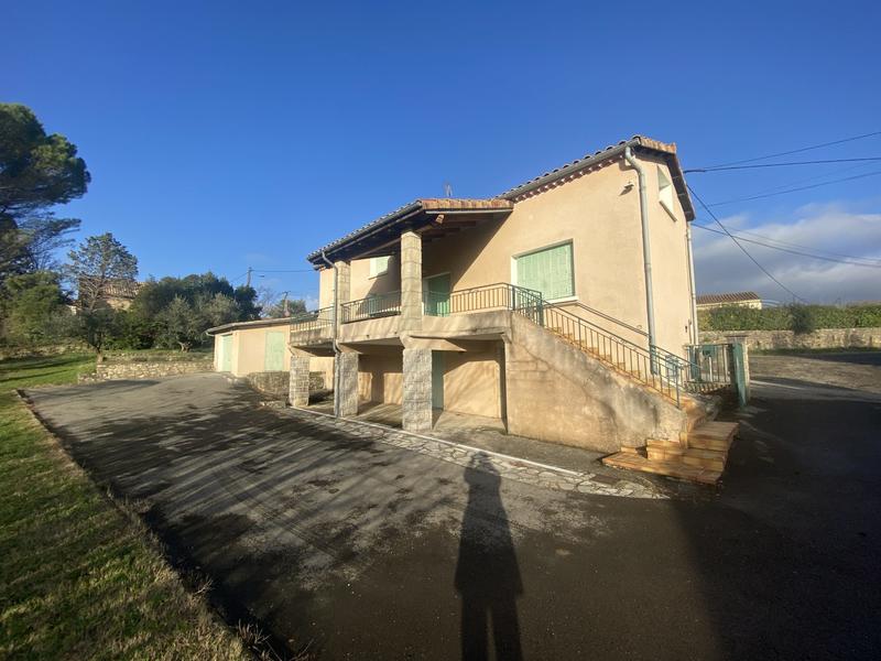 Maison traditionnelle - 74 m² - 4 pièces