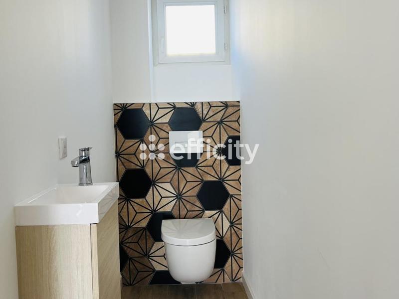 Maison de bourg - 170 m² - 6 pièces