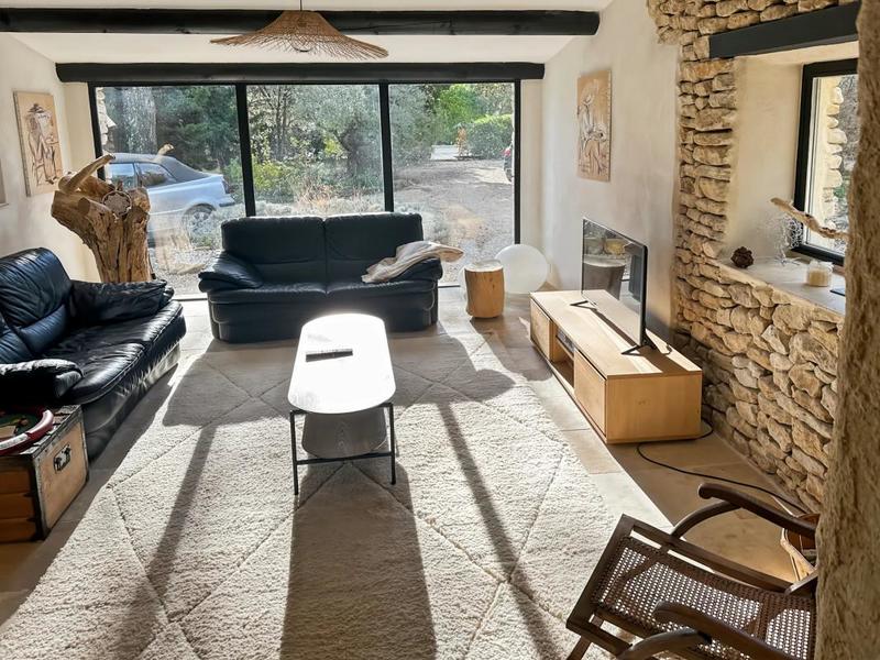 Maison - 230 m² - 11 pièces