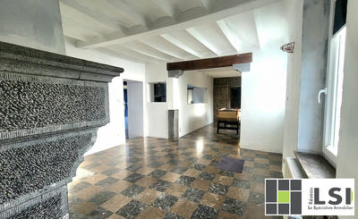 Maison - 245 m² - 8 pièces