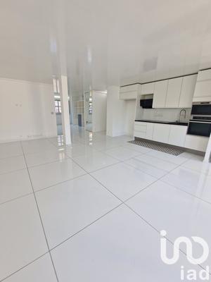 Appartement - 95 m² - 3 pièces