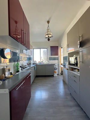 Appartement - 98 m² - 4 pièces