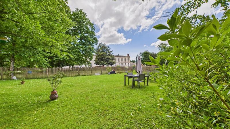 Appartement - 95 m² - 4 pièces