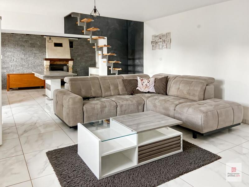 Maison - 96 m² - 4 pièces