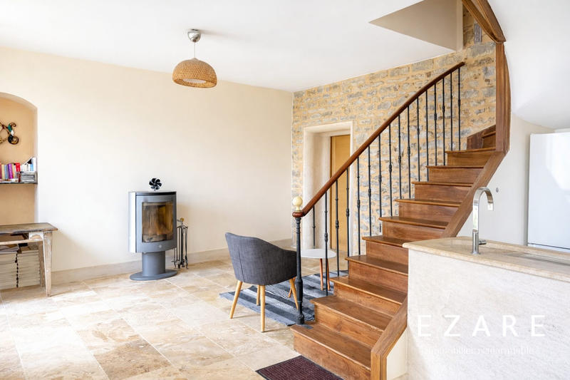 Maison - 351 m² - 10 pièces