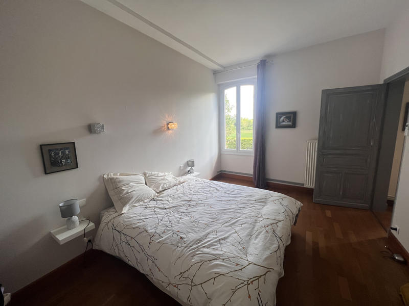 Maison - 279 m² - 9 pièces