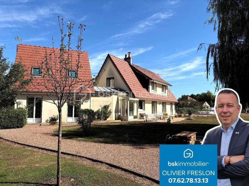 Pavillon - 217 m² - 7 pièces