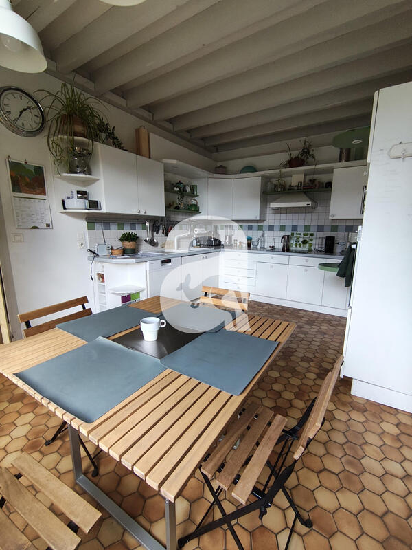 Maison ancienne - 143 m² - 7 pièces