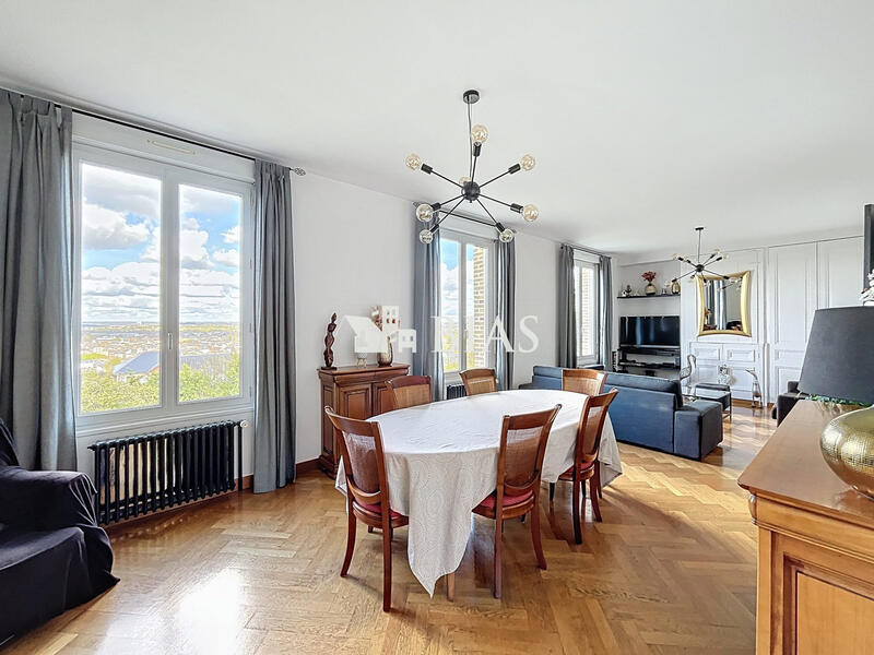 Maison - 132 m² - 6 pièces