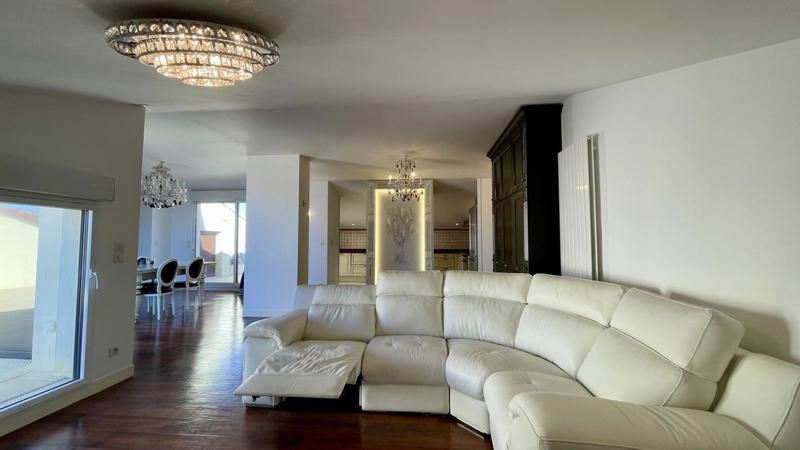 Appartement - 120 m² - 4 pièces