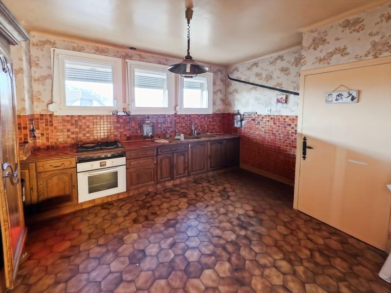 Maison - 198 m² - 8 pièces