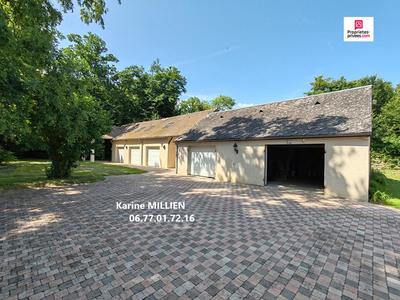 Maison - 157 m² - 7 pièces