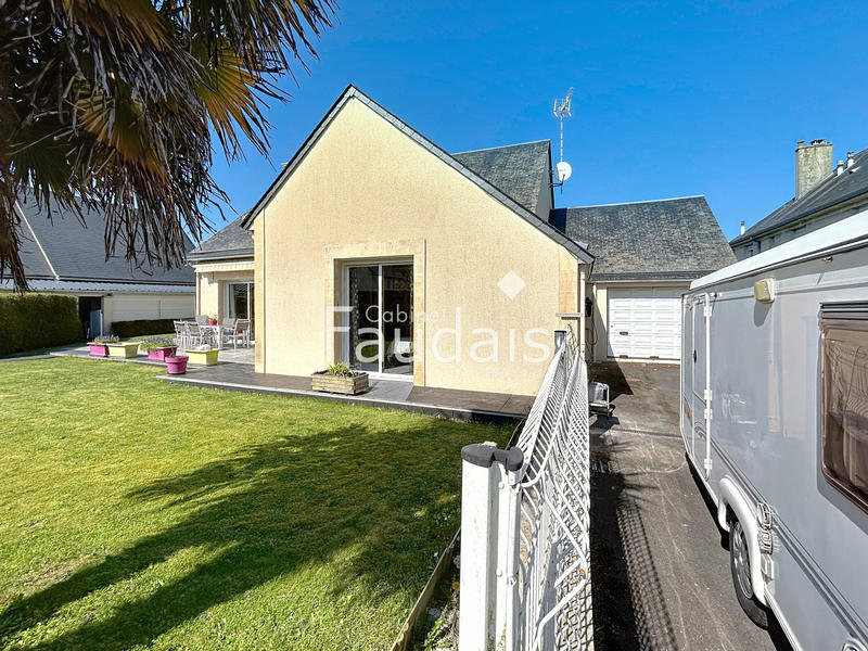 Maison - 155 m² - 6 pièces