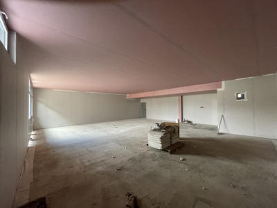 Local commercial - 145 m²