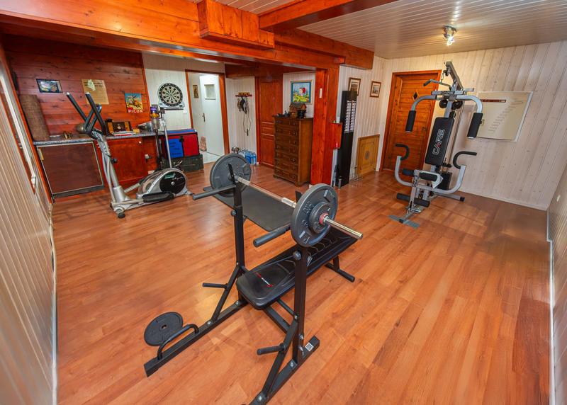 Maison traditionnelle - 209 m² - 8 pièces