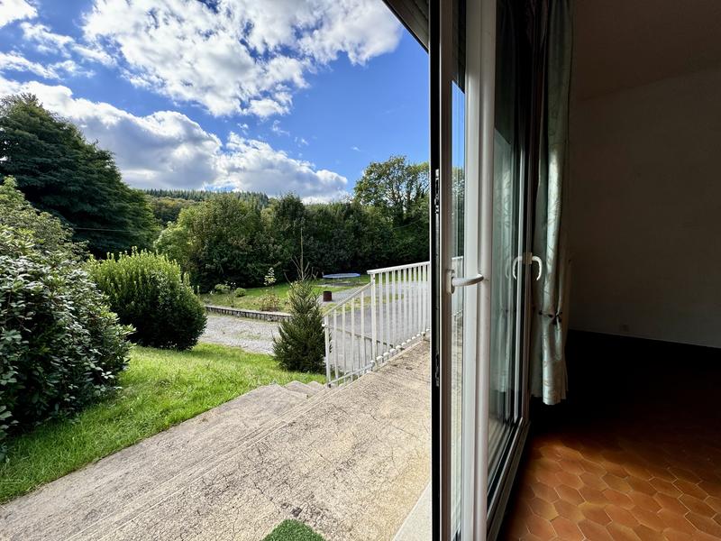 Maison - 170 m² - 10 pièces